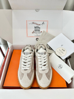 Кроссовки из натуральной замши