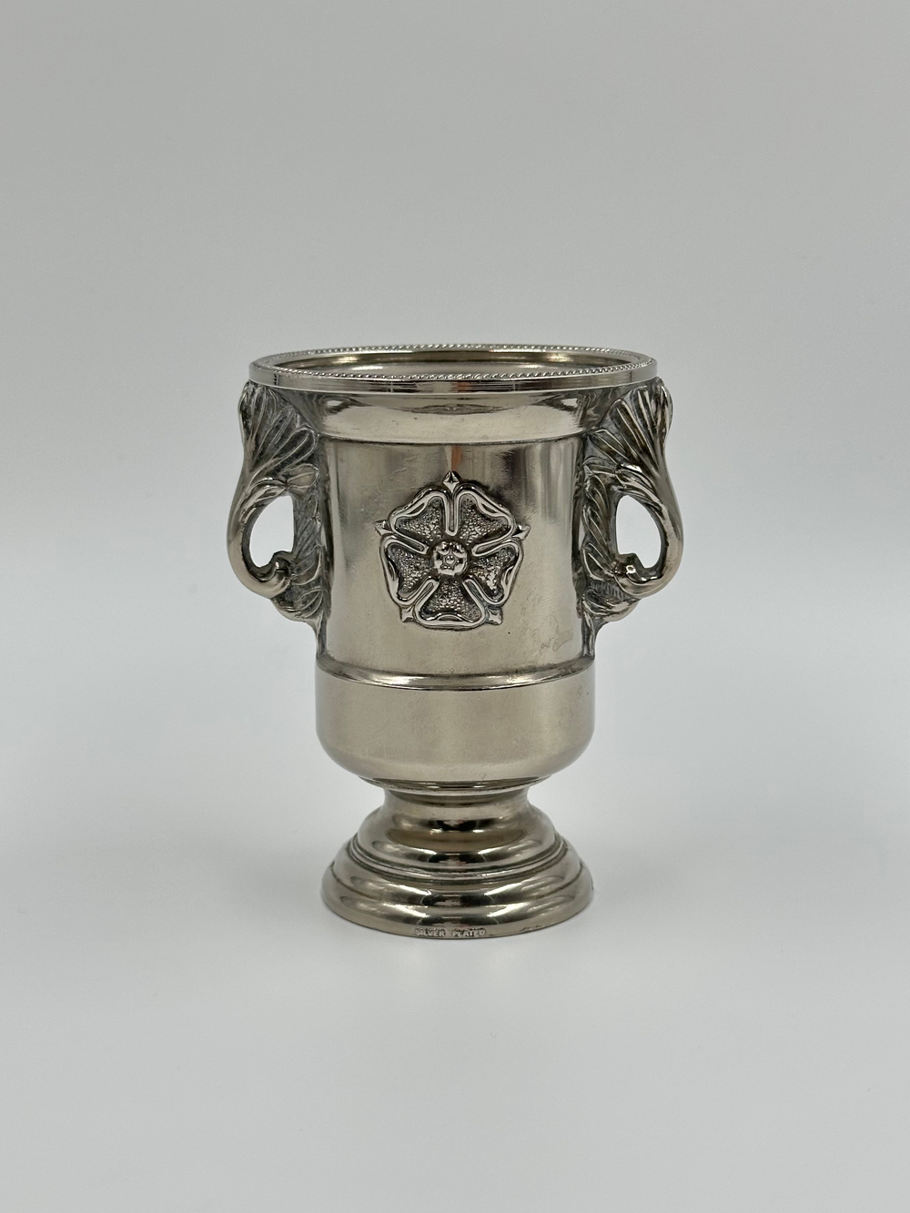 Ваза посеребренная Grenadier