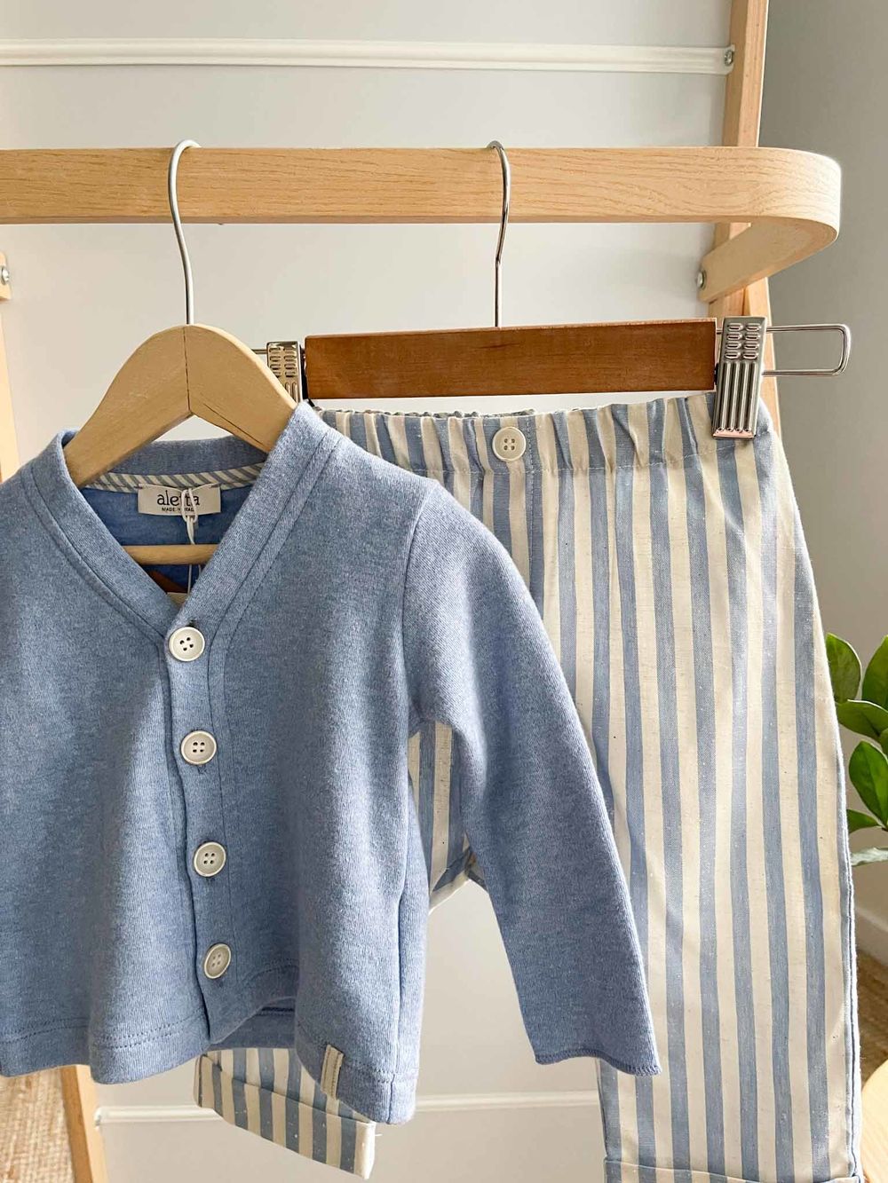 Новый комплект Aletta, 68