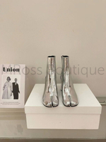 Серебристые кожаные ботильоны Tabi Maison Margiela