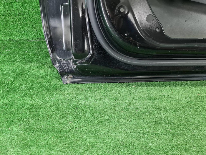 Дверь передняя правая Mercedes C W205 (2014-2023)