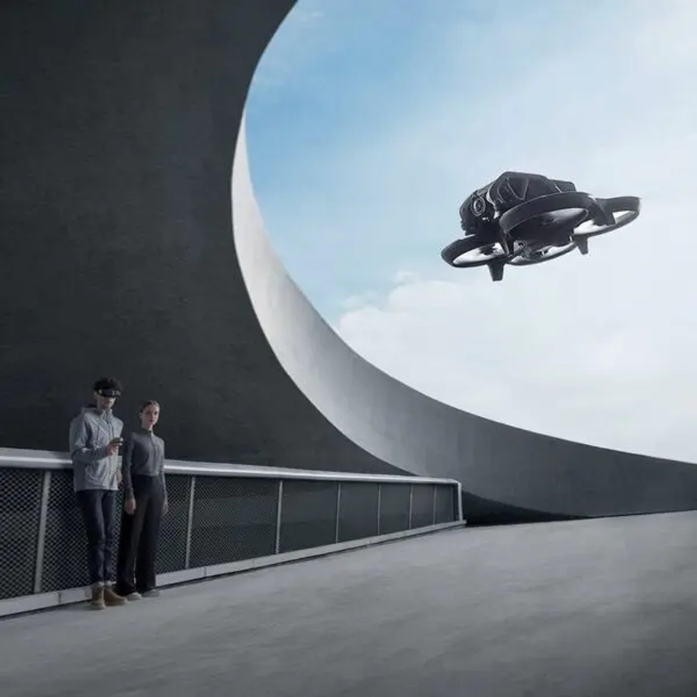 Квадрокоптер DJI Avata Explorer Combo (с DJI RC Motion 2 и DJI Goggles Integra)