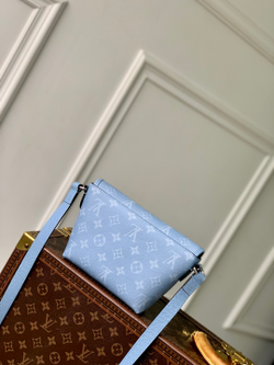 Louis Vuitton Pulse Wearable Wallet