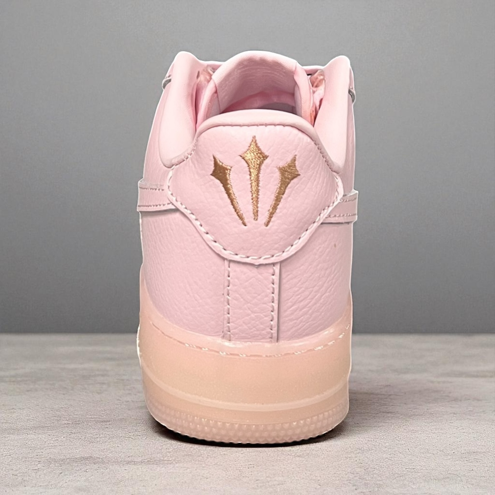 Nike Air Force 1 Low • Pink
