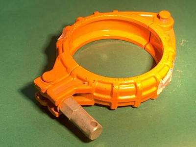 Хомут бетоновода Zoomlion DN150 (205 мм) болтовой 001693301A0008000