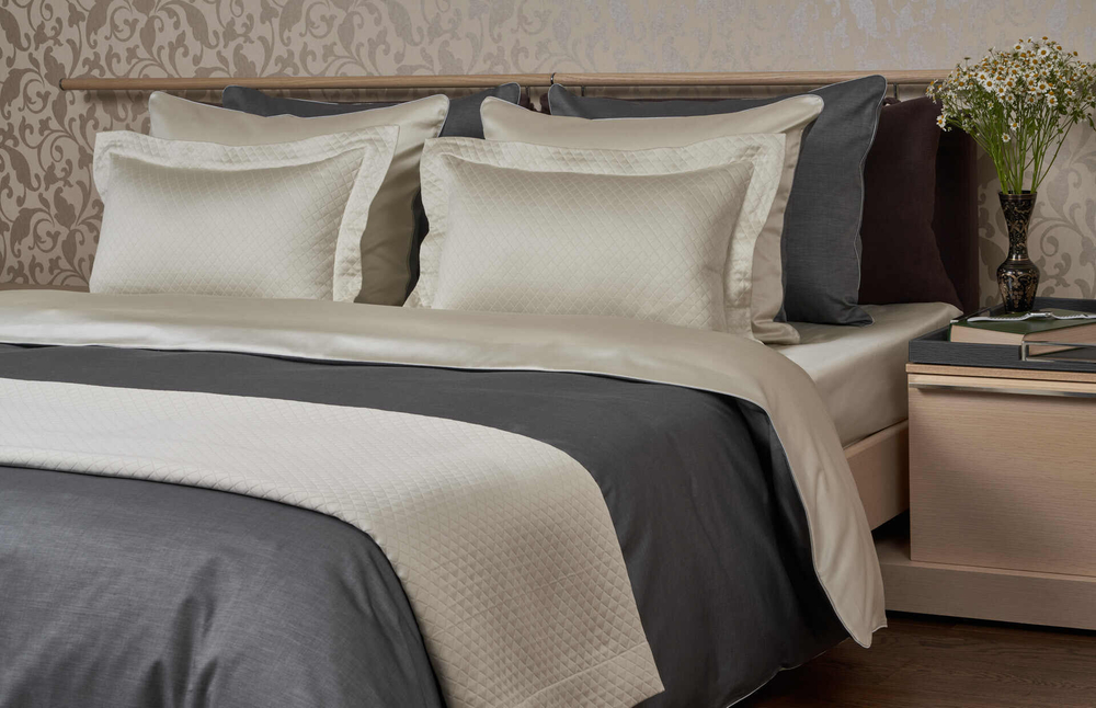 Постельное белье cемейное Сlaire Batiste Atelier Lot Bicolor серый-слоновая кость