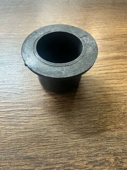 Втулка шарнира рамы навески малая (капроновая) (30*38*34) 8245-036-020-389 (5-178-020-389)