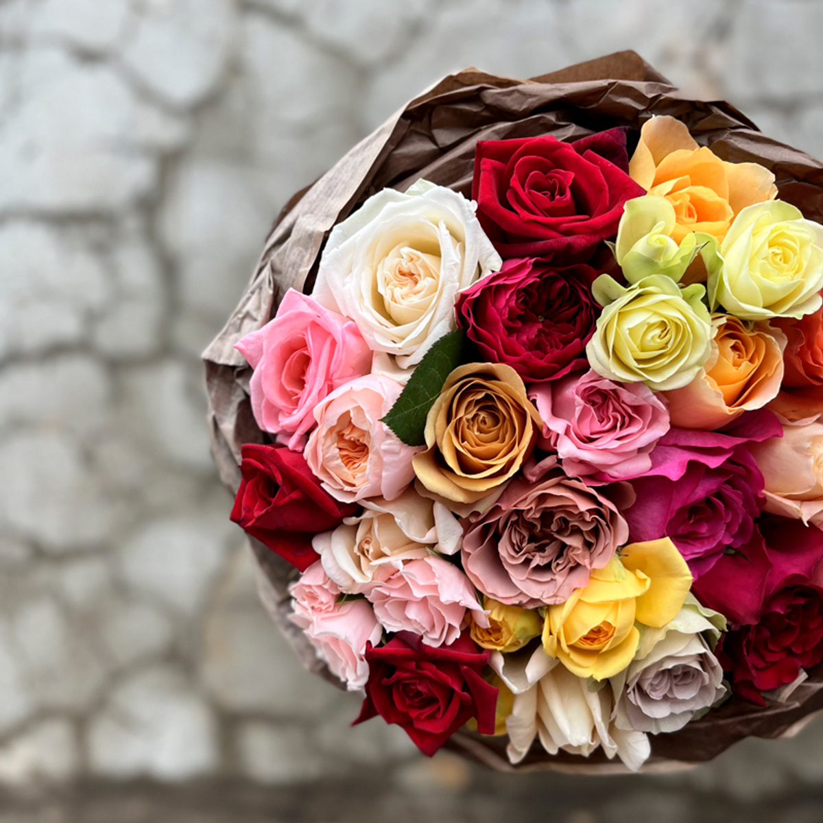 Феерия — множество сортов коллекции Фея розы в одном букете