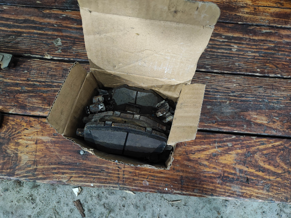 Диски тормозные передние + задние + колодки Changan CS95  Б/У Оригинал S4010310201