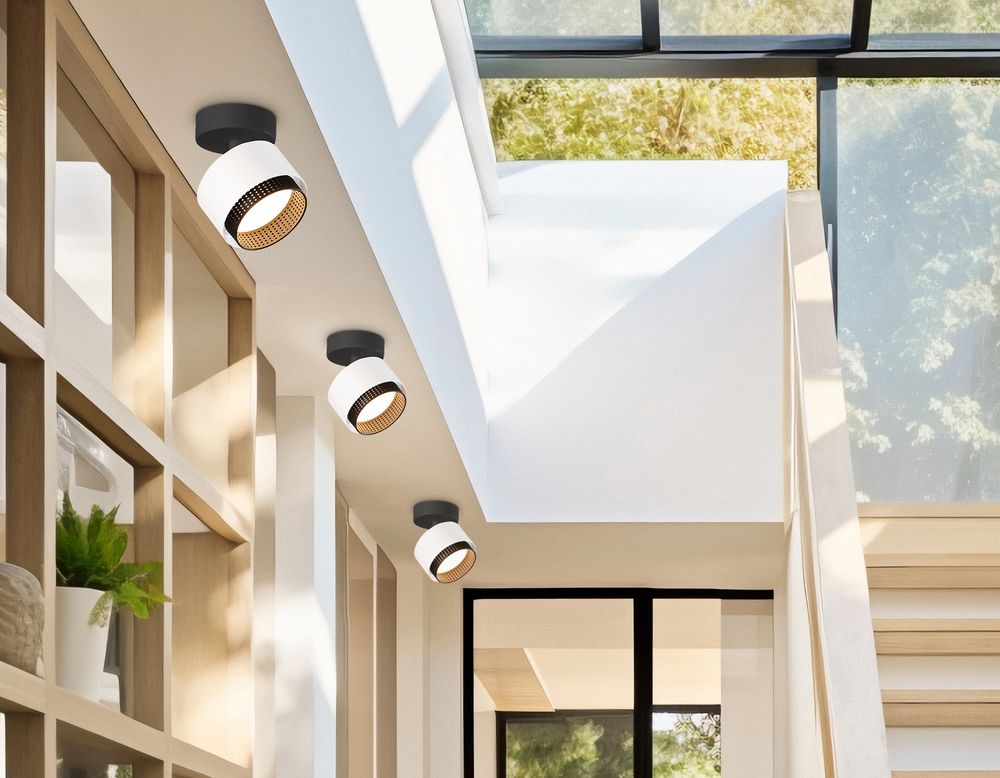 Ambrella Настенно-потолочный поворотный спот со сменной лампой GX53 Techno family TN71279