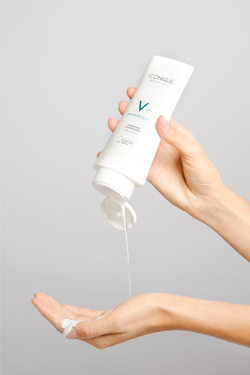 ICONIQUE Professional V+ Maximum volume Thickening Conditioner - кондиционер, придающий объем тонким волосам /   200  ml  / GTIN 8059300536285