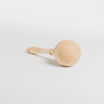 Деревянная погремушка из кедра с наполнением из пшена. WT5