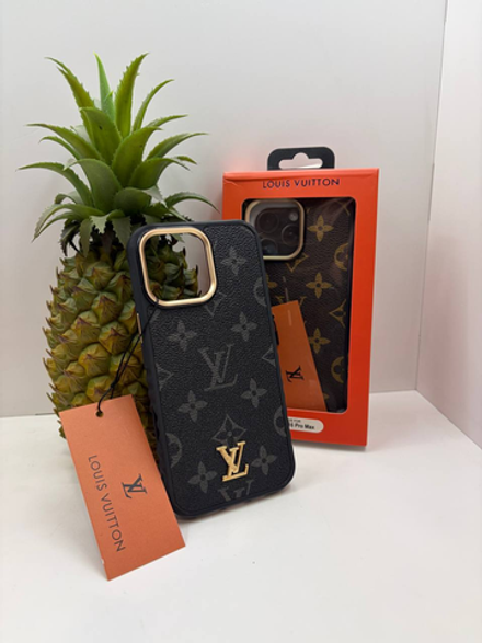 Накладка LOUIS VUITTON для iPhone 16 Pro