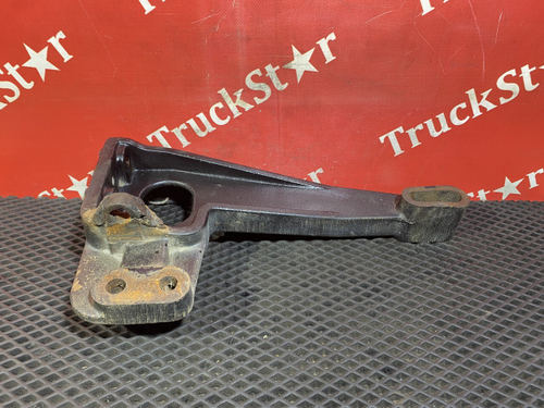 Кронштейн (дефект) кабины правый