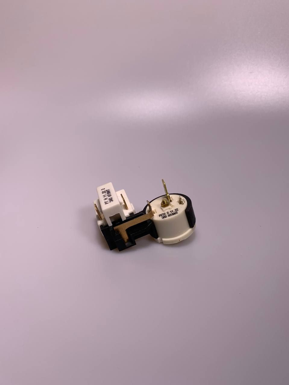 Реле пускозащитное компрессора для холодильника, РКТ-3 Атлант