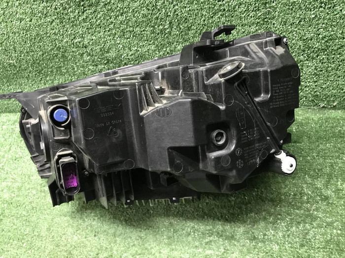 Фара правая Geely Monjaro (2021-н.в.) LED