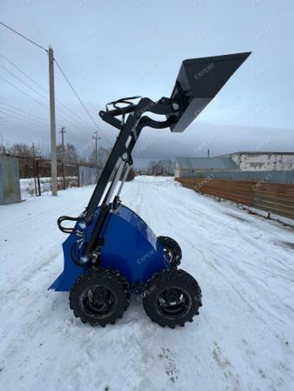 Трактор EXPERT-X Foton TE-244 с кабиной с ПСМ