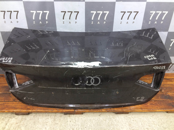 Крышка багажника Audi A4 (B8) 07-12 Б/У Оригинал 8K5827023AE