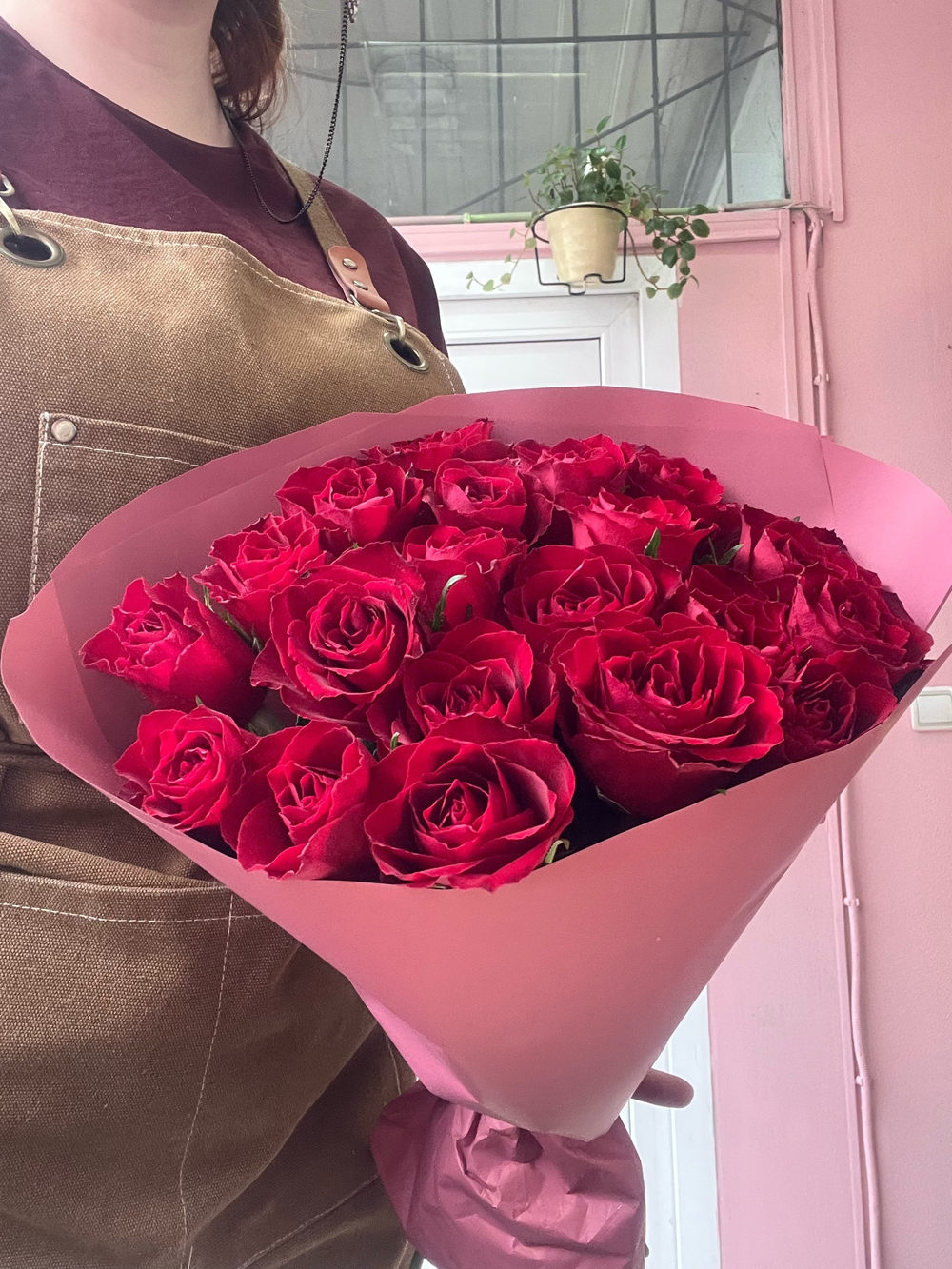 Букет из 25 красных роз 40см
