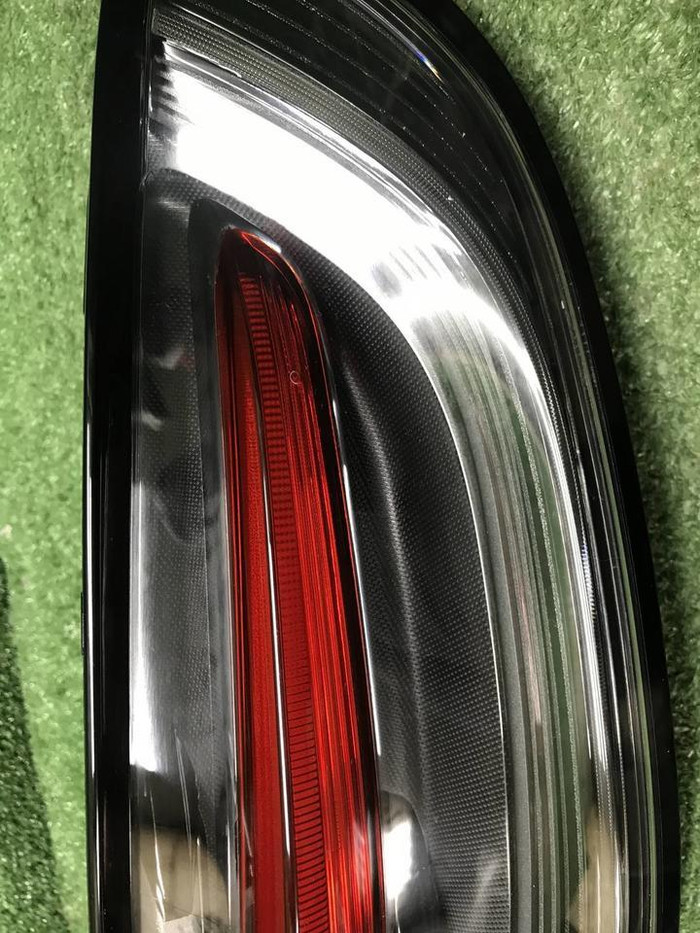 Фонарь правый внешний Porsche Macan 95b (18-нв)