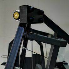 A2008 Жим от груди вертикальный. Стек 100 кг