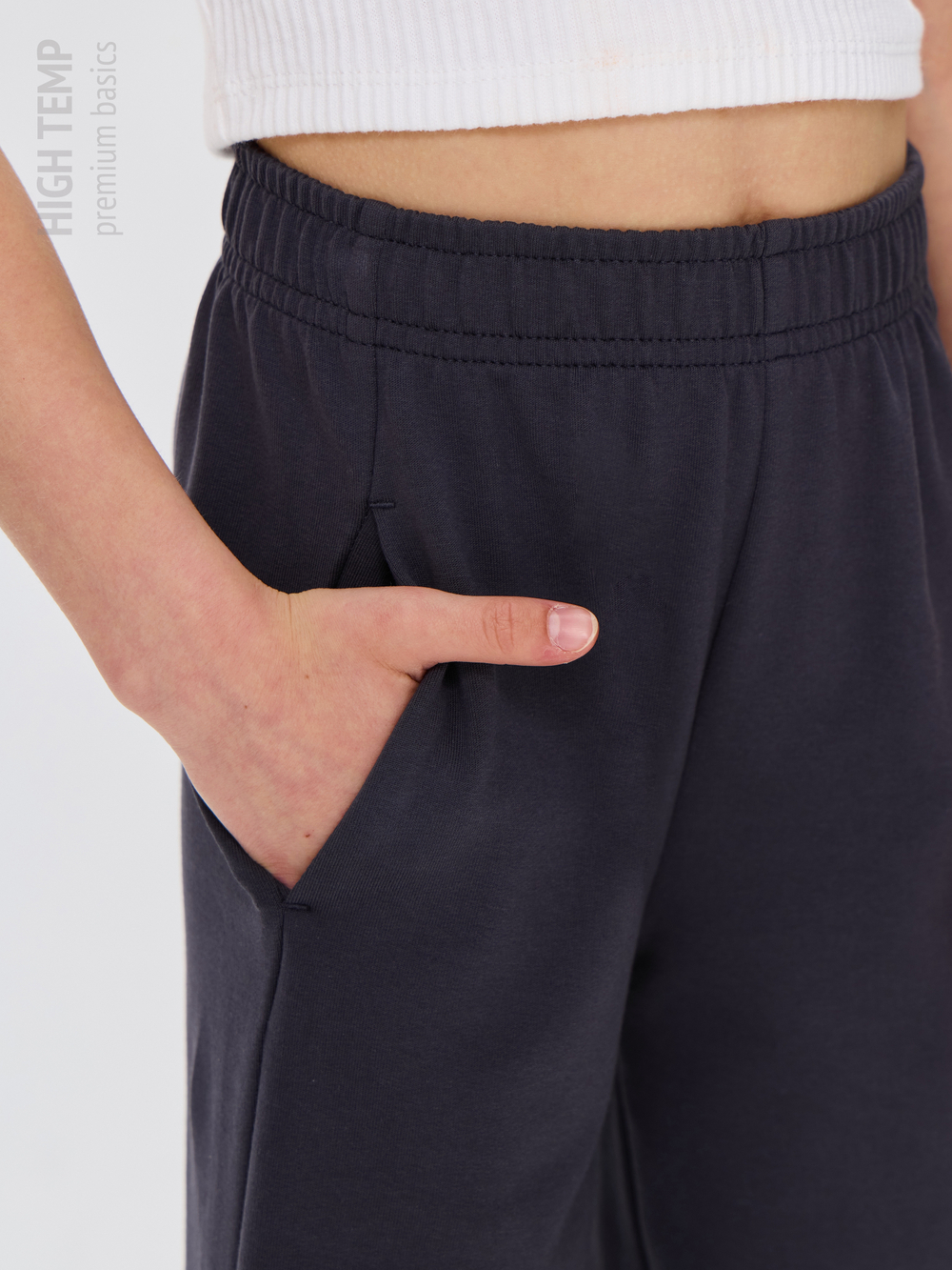 Брюки палаццо из футера