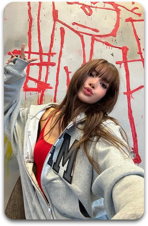 Карта #3356 / Lisa (BLACKPINK)