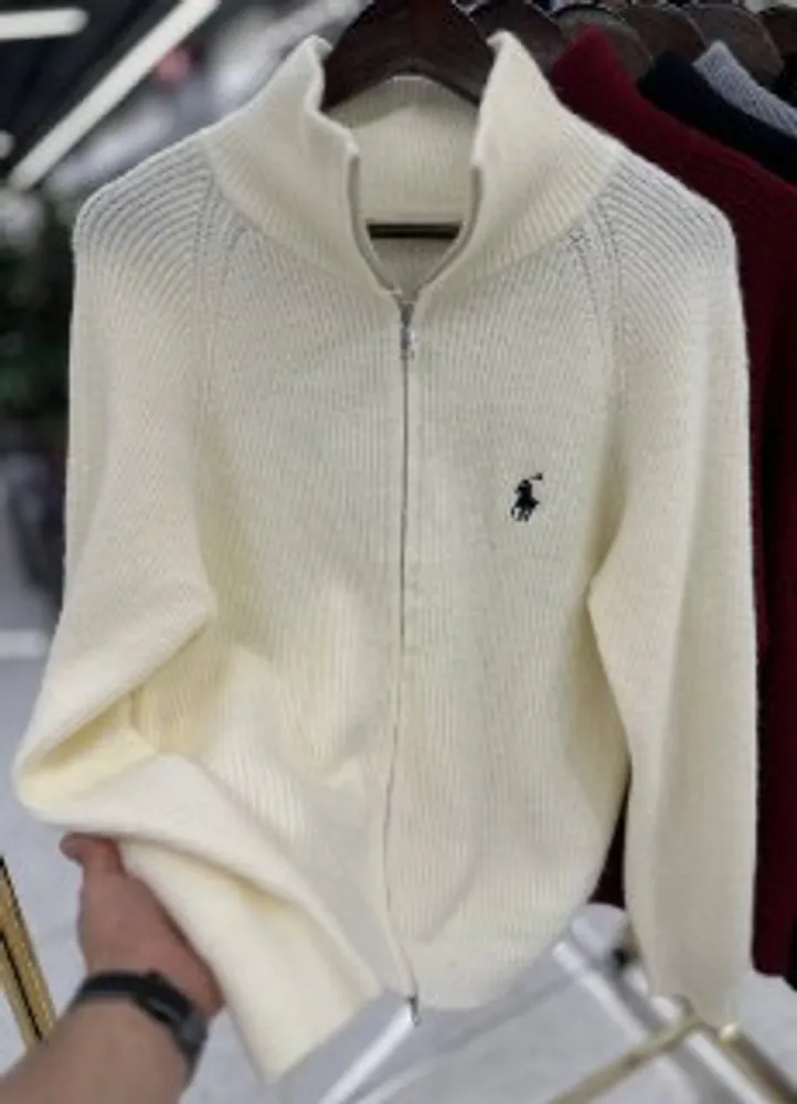 Кофта 2579819 Fabrika