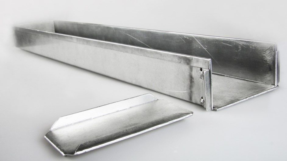 Противень алюминий 600*200/ h50мм, 1 съемный борт по малой стороне