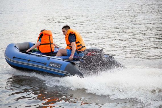 Лодка ПВХ АДМИРАЛ 330 Comfort