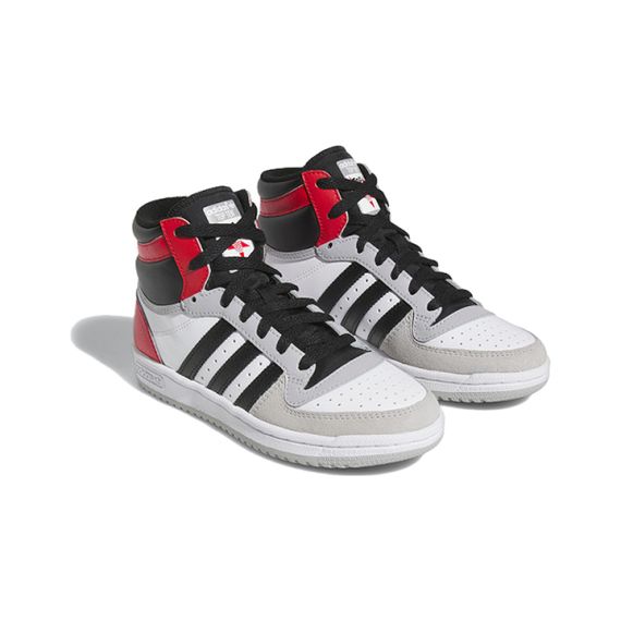 Adidas originals Входит в десятку лучших детских кроссовок Юнисекс