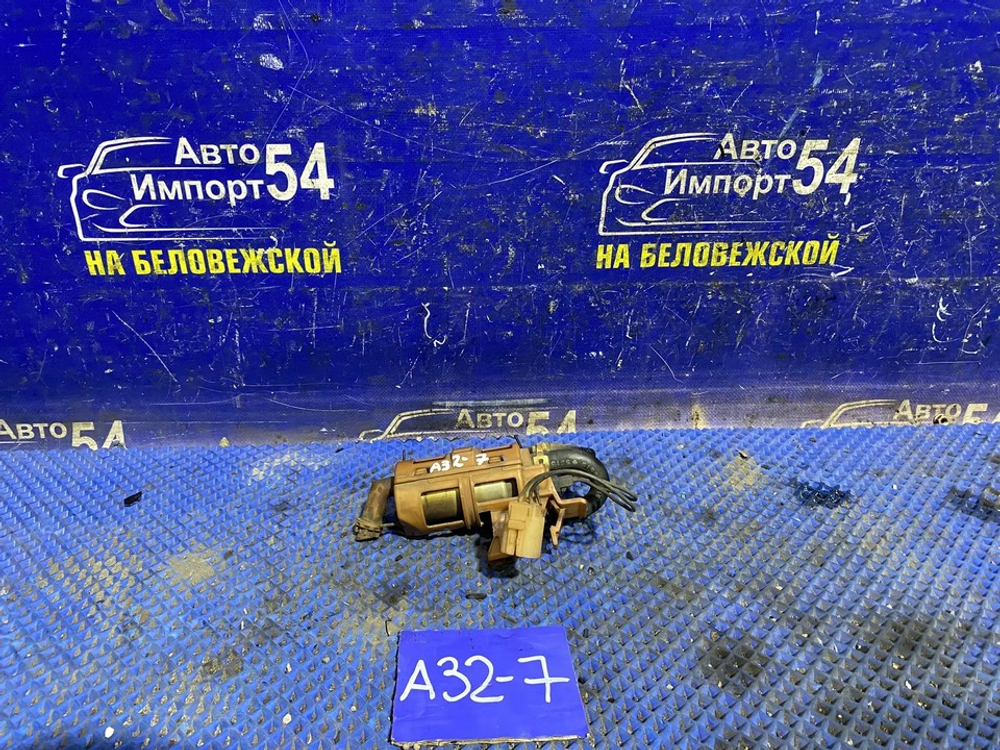 Бензонасос погружной NISSAN CEFIRO 1995