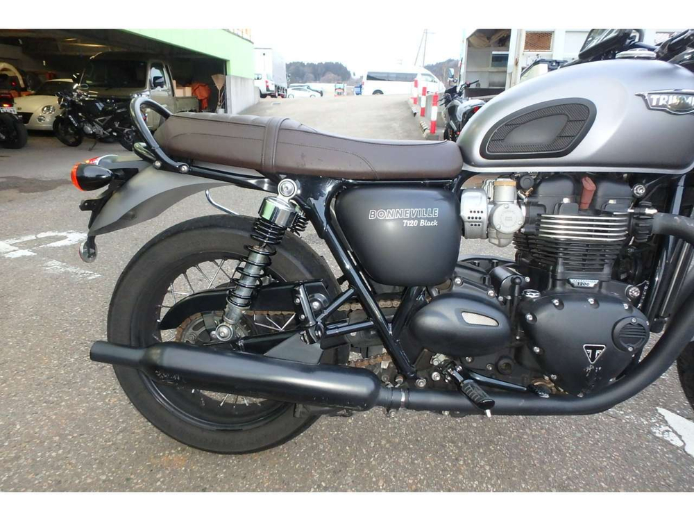 Triumph Bonneville T120 Black  SMTDAD75HWG751430