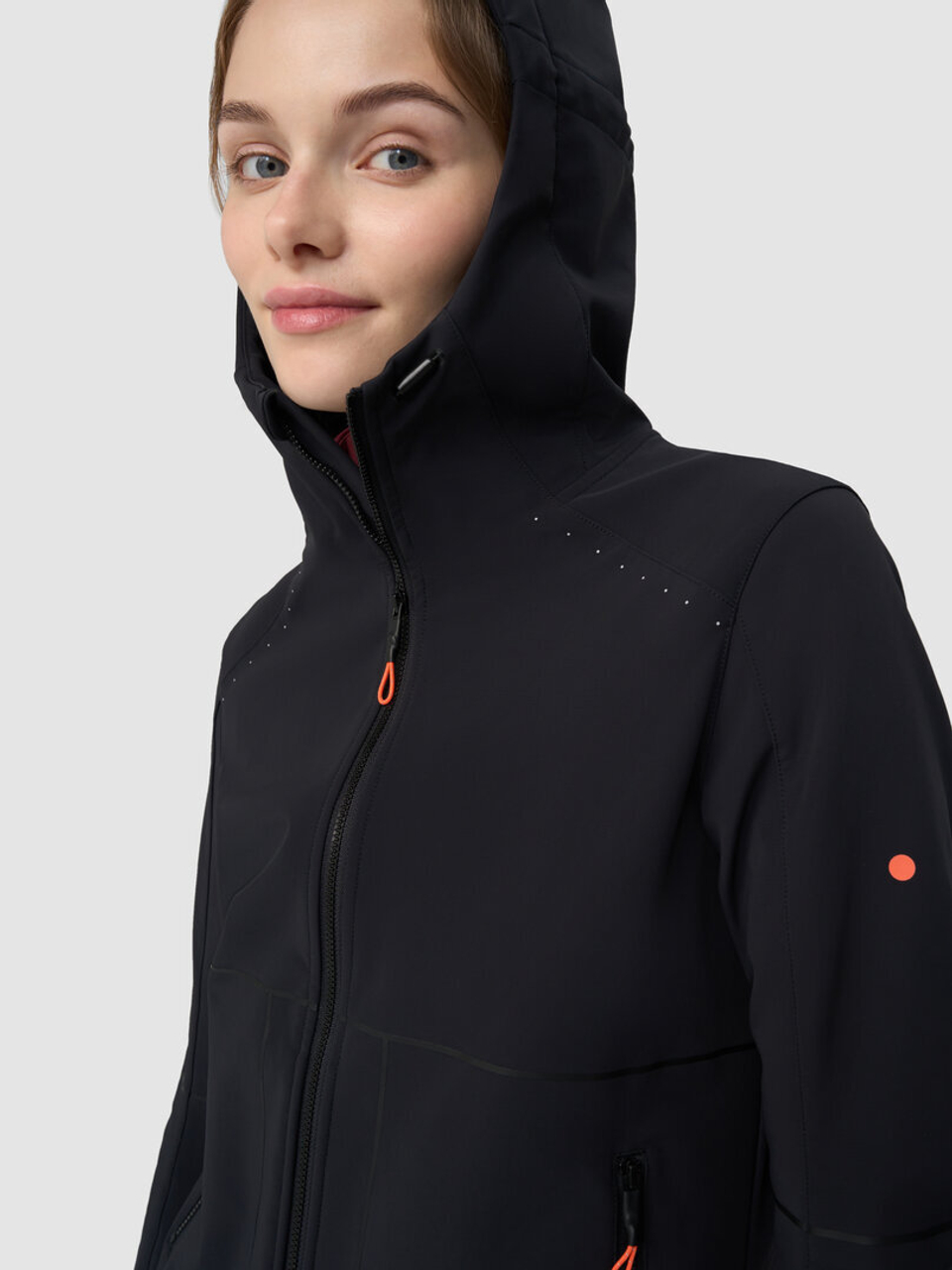 Зимняя беговая куртка GRI Темп 5.0 женская чёрная