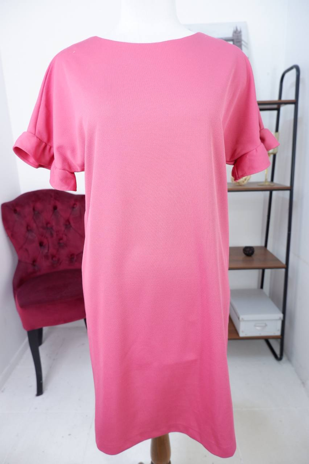 Платье Sela приятного оттенка, маркировка М, визуально 46 размер