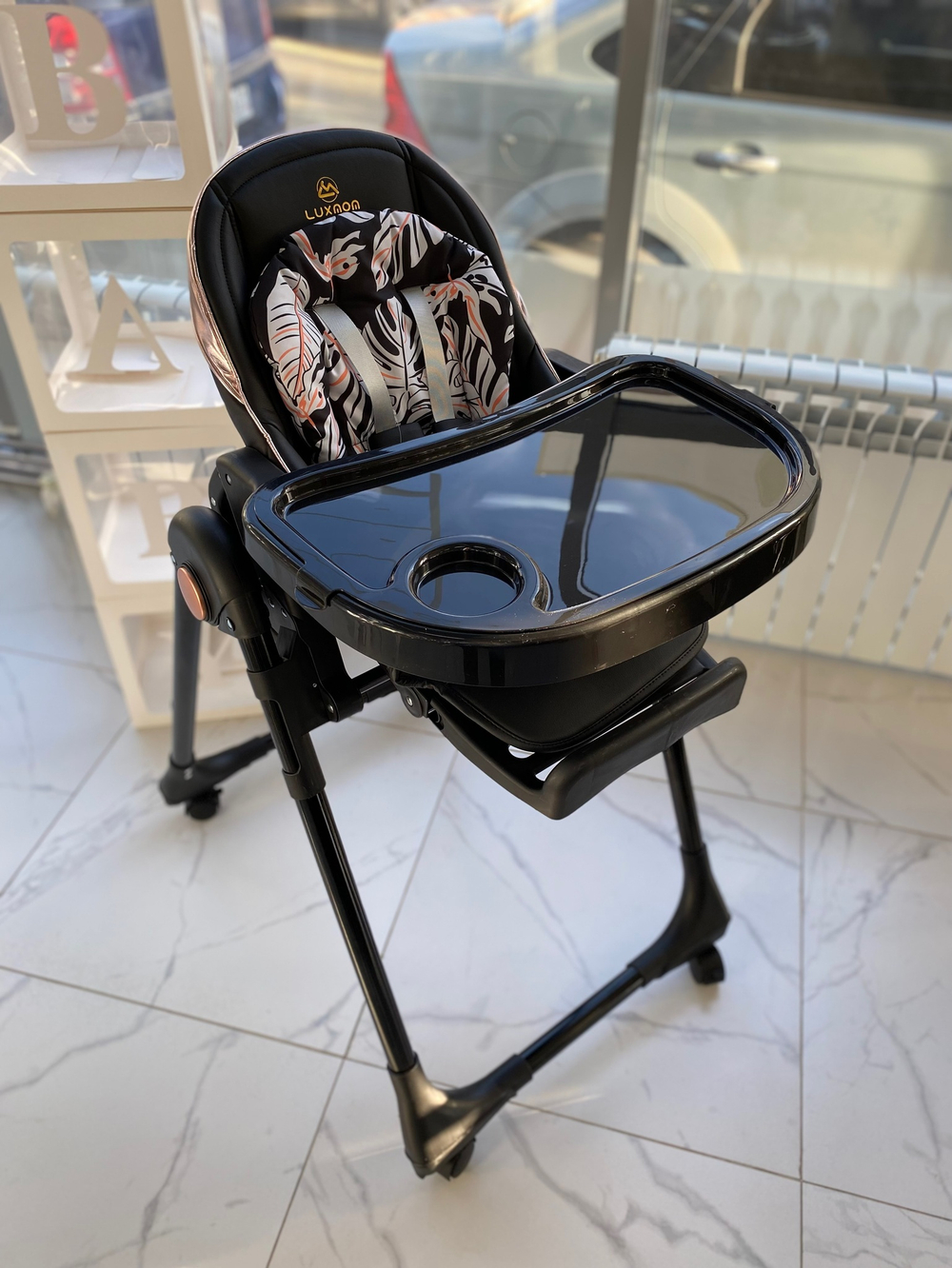 Стул для кормления luxmom Н580 Чёрный гламур