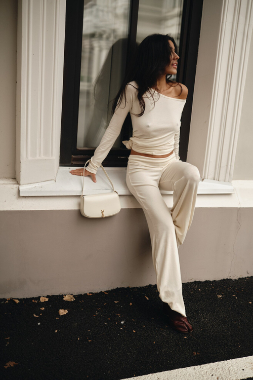 Трикотажный костюм с брюками milk