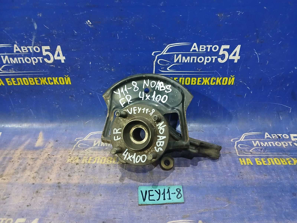 Ступица передняя правая NISSAN AD 2001