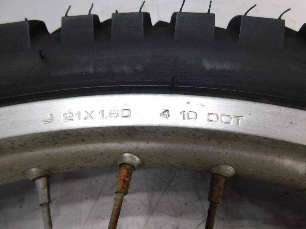Колесо переднее Yamaha Serow 250 DG17J 2010