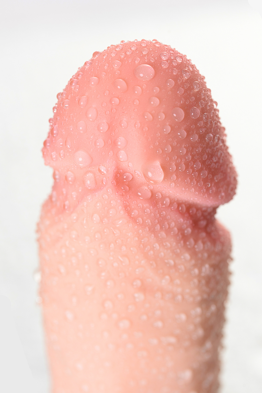 Вибратор 7 режимов вибрации на присоске телесный RealStick 18 см