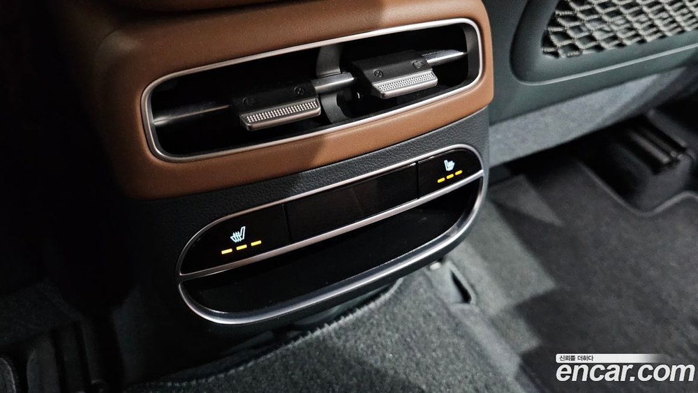 Genesis GV70 2.5T Бензин AWD (02.2022)