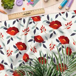 Ткань таффета маки и красные листья на бежевом фоне