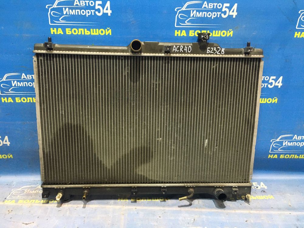 Радиатор двигателя TOYOTA ESTIMA 2000-2005