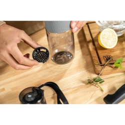 Zwilling Tritan Bidon 680 мл серый