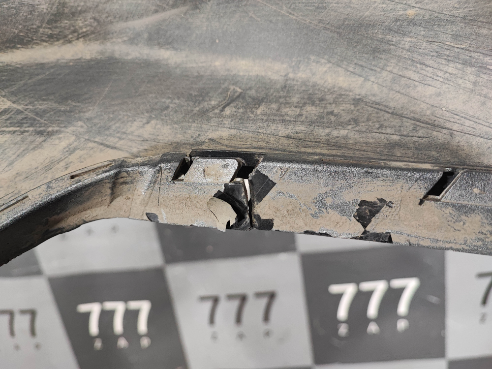 Бампер задний левая часть Omoda C5 22-нв Б/У Оригинал 602002017AA