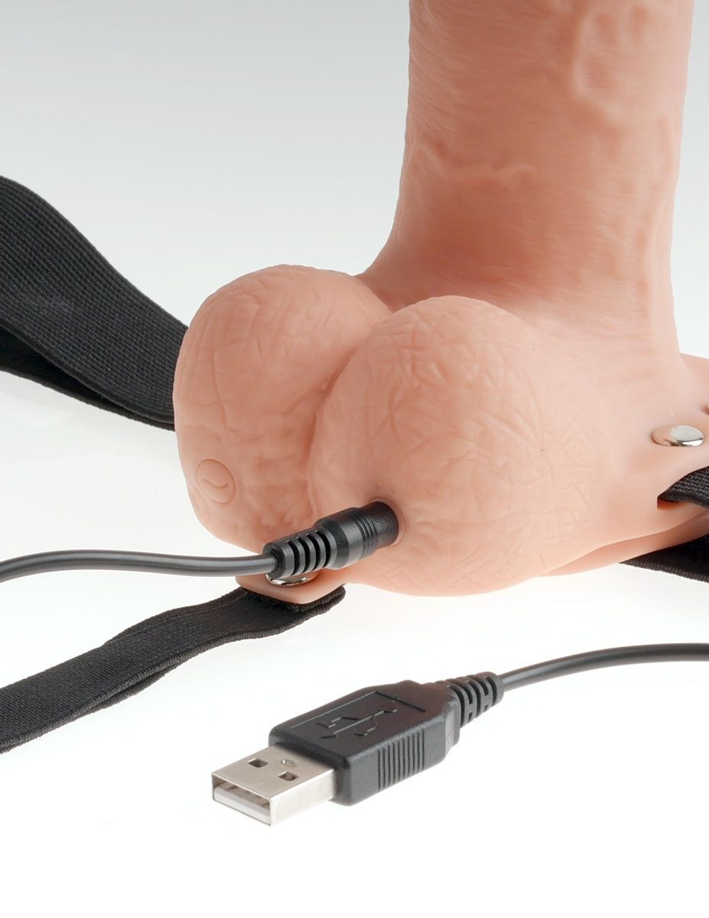 Телесный перезаряжаемый вибрострапон 7  Hollow Rechargeable Strap-on with Balls - 20,3 см.