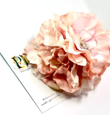 Заколка-краб Pankigno Design с пионовидной розой