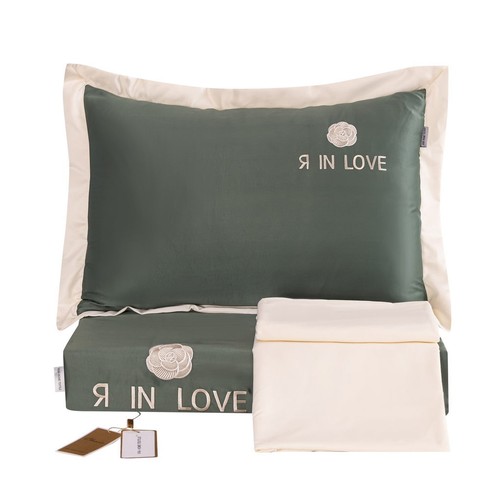 Комплект постельного белья Сатин-Шелк Я IN LOVE на резинке LVR010