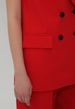 Жилет двубортный объемный