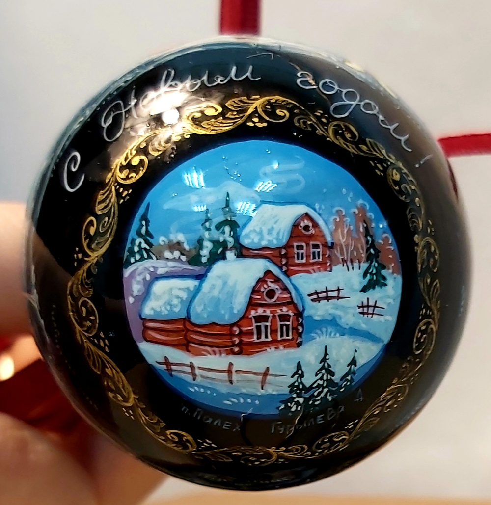 Шар новогодний с ручной росписью  Палех "Зимние забавы"